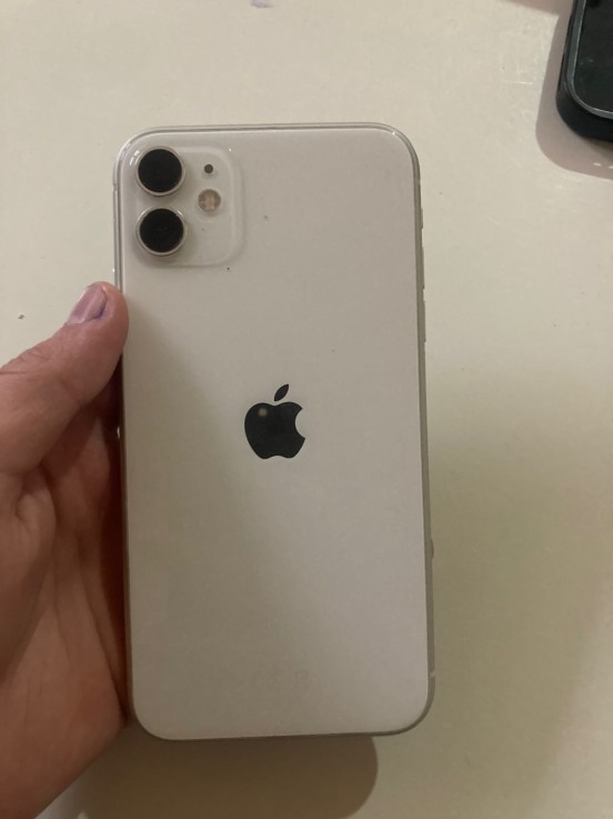 Apple iPhone 11 64 GB